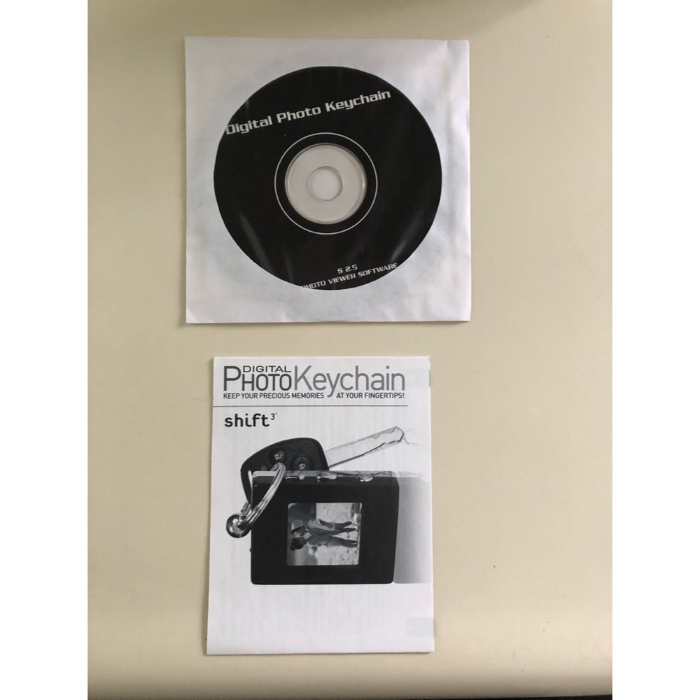 Digital Photo Frame for Keychain - Picture 4 of 8
